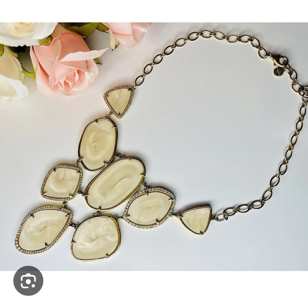 Stella & Dot Cream Faux Stone Ivory Clear Crystal Bib Gold Fiona Necklace